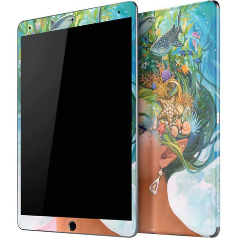 Mermaid with Sea Stars in Her Hair by Ivy Dolamore iPad Skins