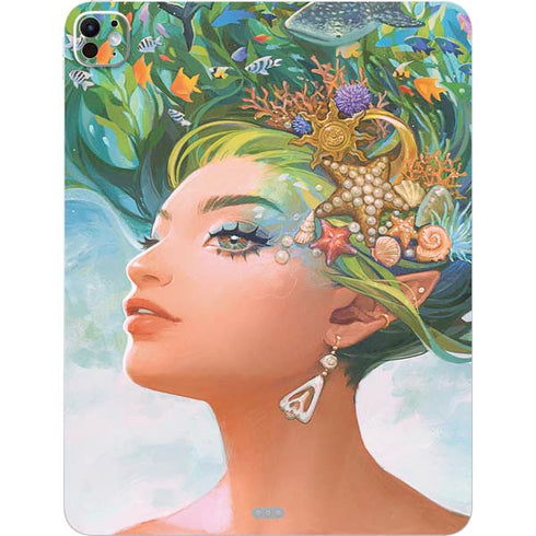 Mermaid with Sea Stars in Her Hair by Ivy Dolamore iPad Pro 13in M4 (2024) Skin