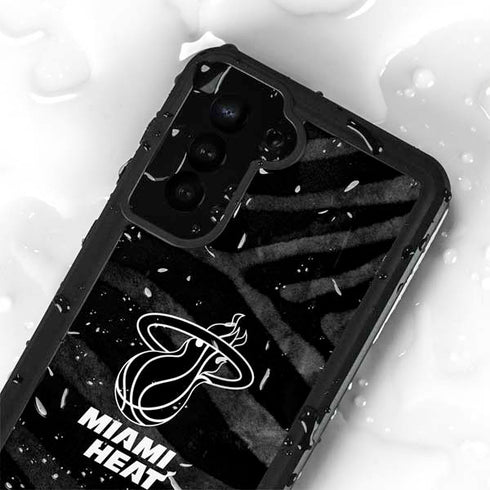NBA Miami Heat Black Animal Print Galaxy S24 Plus Waterproof Case