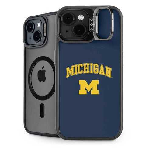University of Michigan M iPhone 14 Plus Kickstand Case