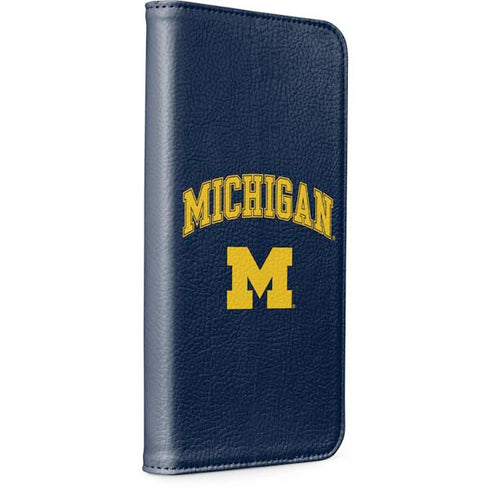 University of Michigan M iPhone 15 Plus Folio Case