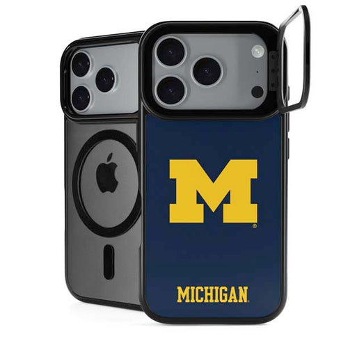 University of Michigan M Logo iPhone 18 Pro Kickstand Case