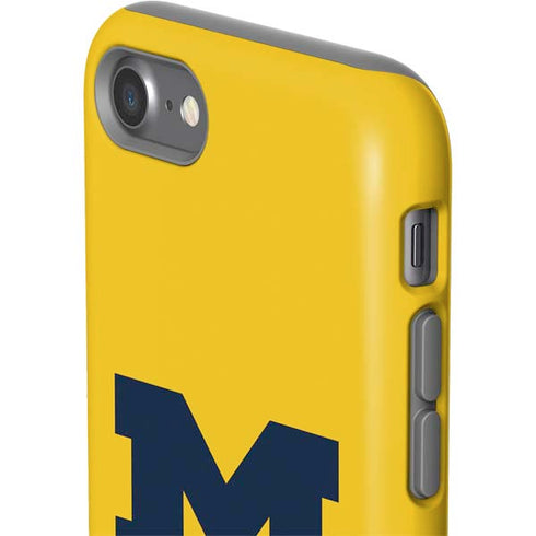 University of Michigan M Logo Yellow iPhone SE (2nd & 3rd Gen) Pro Case