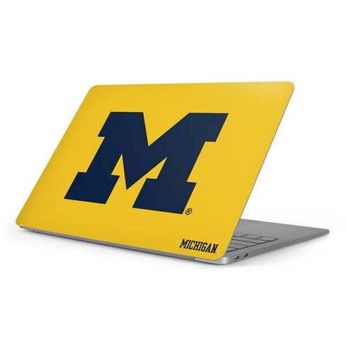 University of Michigan M Logo Yellow Apple MacBook Pro 16-inch Skin