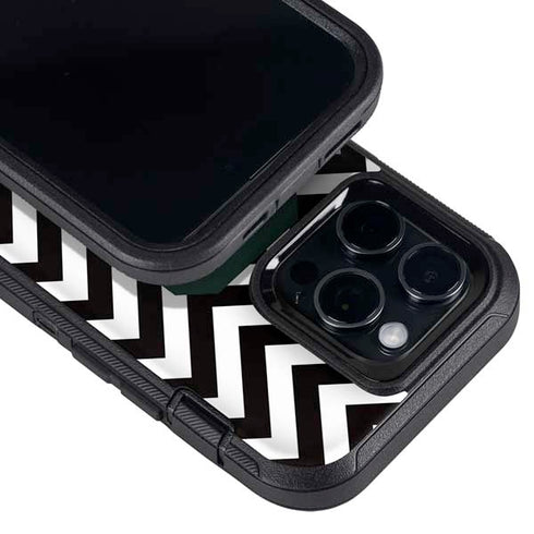 Michigan State University Spartans S Chevron Otterbox Defender iPhone Skin