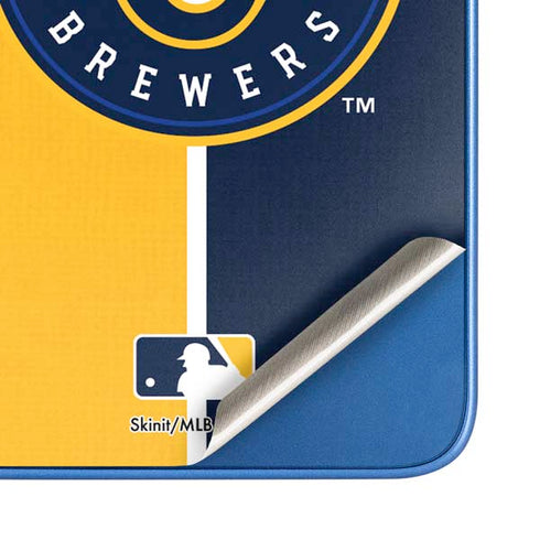 MLB Milwaukee Brewers Split Moto G Play 4G (2024) Skin