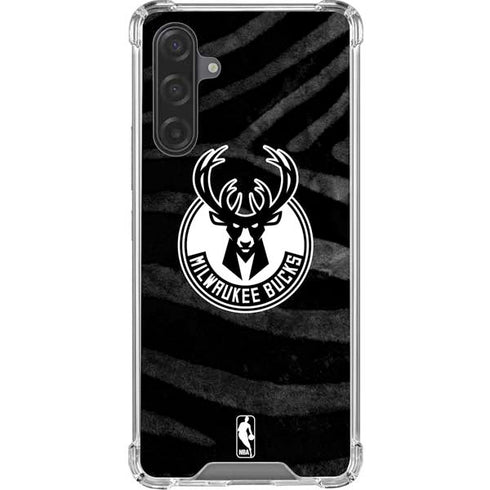 NBA Milwaukee Bucks Animal Print Black Galaxy A17 Clear Case