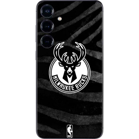 NBA Milwaukee Bucks Animal Print Black Galaxy S24 Plus Skin