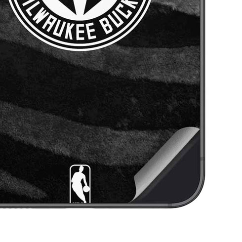 NBA Milwaukee Bucks Animal Print Black Galaxy S25 Plus Skin