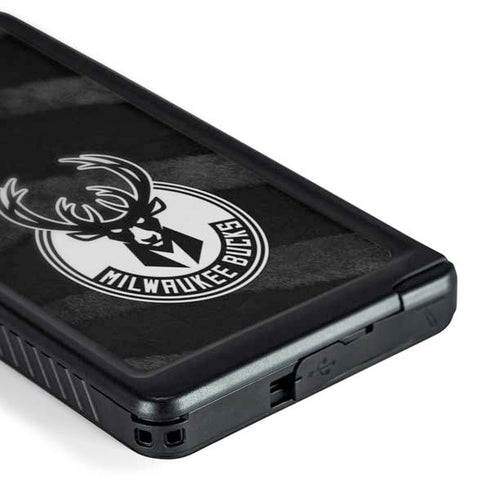 NBA Milwaukee Bucks Animal Print Black Galaxy S24 Ultra Waterproof Case