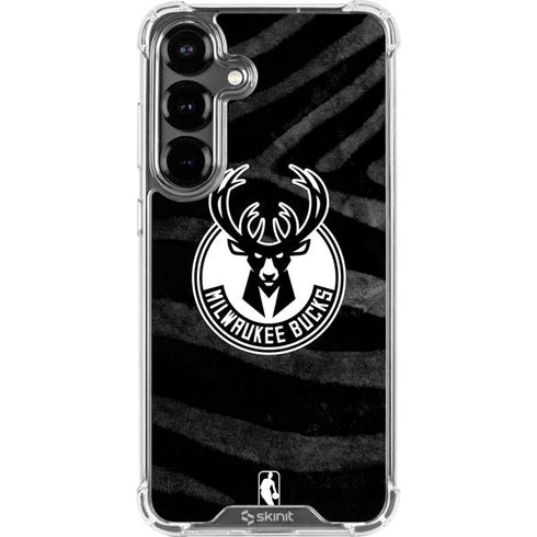 NBA Milwaukee Bucks Animal Print Black Galaxy S26 Clear Case