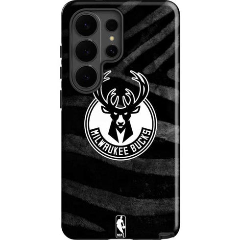 NBA Milwaukee Bucks Animal Print Black Galaxy S26 Ultra Impact Case