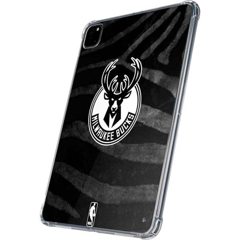 NBA Milwaukee Bucks Animal Print Black iPad Pro 11in (2024) Clear Case
