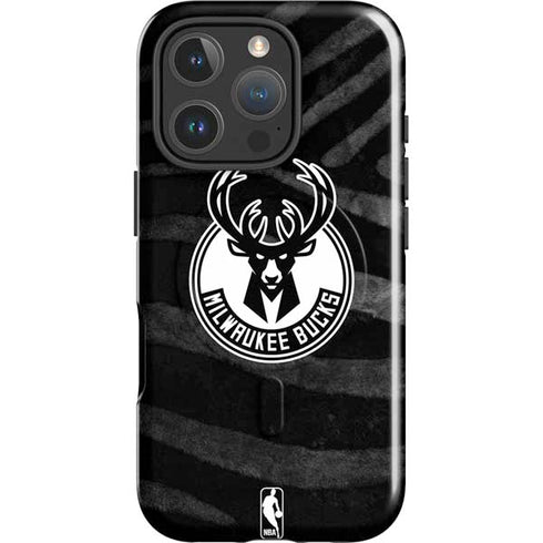 NBA Milwaukee Bucks Animal Print Black iPhone 16 Pro Max Magsafe Impact Case