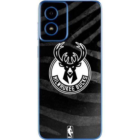 NBA Milwaukee Bucks Animal Print Black Moto G Play 4G (2024) Skin