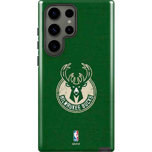 NBA Milwaukee Bucks Green Distressed Galaxy S23 Ultra Pro Case