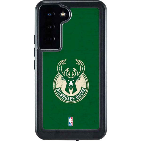 NBA Milwaukee Bucks Green Distressed Galaxy S24 Plus Waterproof Case