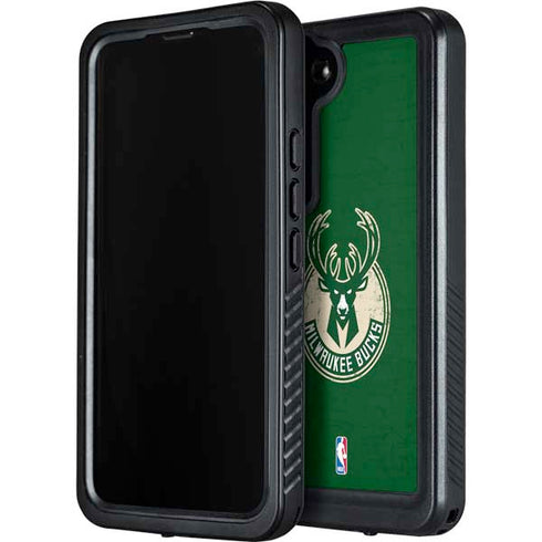 NBA Milwaukee Bucks Green Distressed Galaxy S24 Waterproof Case