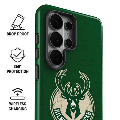 NBA Milwaukee Bucks Green Distressed Galaxy S26 Ultra Impact Case