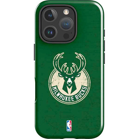 NBA Milwaukee Bucks Green Distressed iPhone 16 Pro Impact Case