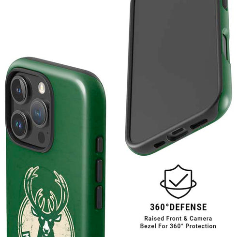 NBA Milwaukee Bucks Green Distressed iPhone 16 Pro Max Magsafe Impact Case