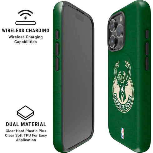 NBA Milwaukee Bucks Green Distressed iPhone 16 Pro Max Magsafe Impact Case