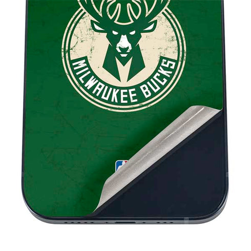 NBA Milwaukee Bucks Green Distressed iPhone 16 Skin