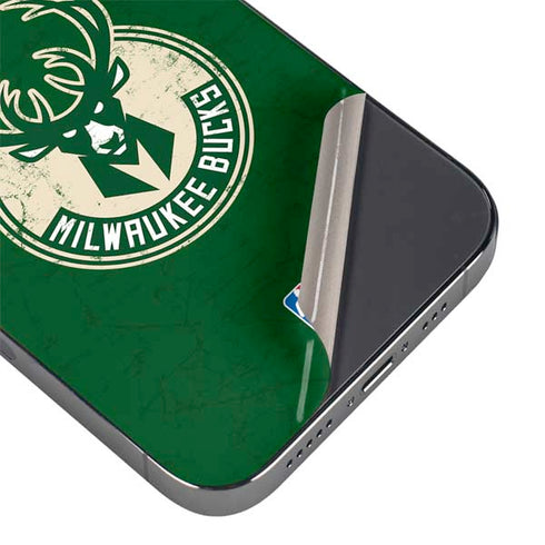 NBA Milwaukee Bucks Green Distressed iPhone 16e Skin