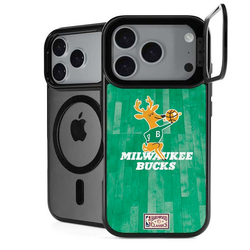 NBA Milwaukee Bucks Hardwood Classics iPhone 18 Pro Kickstand Case