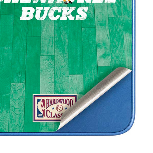 NBA Milwaukee Bucks Hardwood Classics Moto G Play 4G (2024) Skin