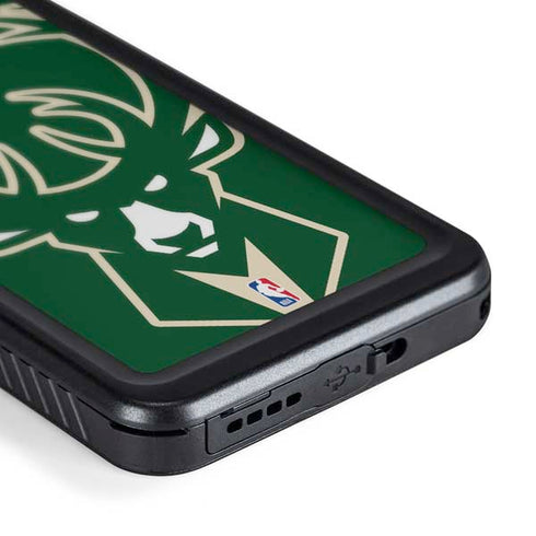 NBA Milwaukee Bucks Large Logo Galaxy S24 Plus Waterproof Case