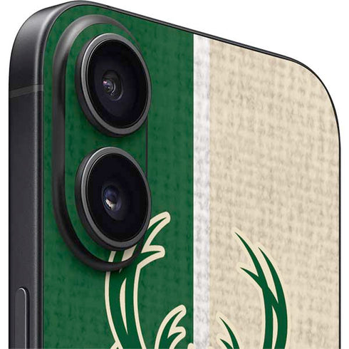 NBA Milwaukee Bucks Split Canvas iPhone 16 Plus Skin