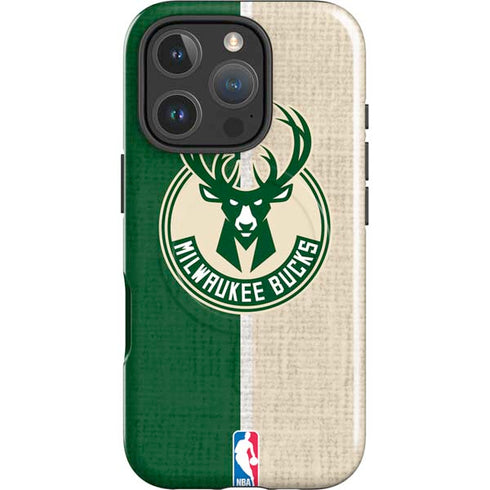 NBA Milwaukee Bucks Split Canvas iPhone 16 Pro Magsafe Impact Case