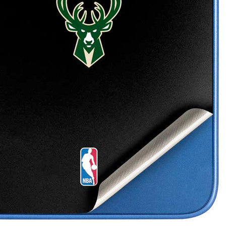 NBA Milwaukee Bucks Standard - Black Moto G Play 4G (2024) Skin