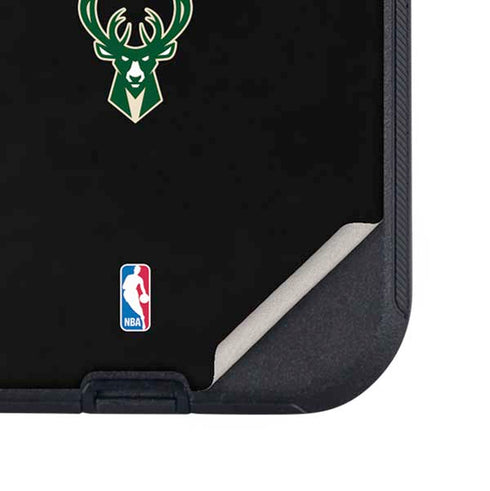 NBA Milwaukee Bucks Standard - Black Otterbox Defender iPhone Skin
