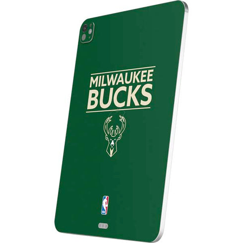 NBA Milwaukee Bucks Standard - Green iPad Pro 13in M4 (2024) Skin