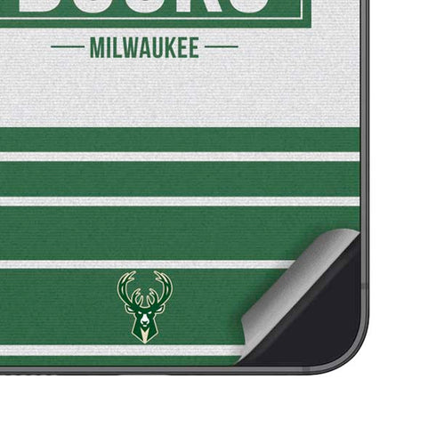 NBA Milwaukee Bucks Static Galaxy S25 Skin