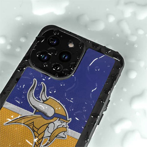 NFL Minnesota Vikings Vintage iPhone 15 Pro Waterproof Case