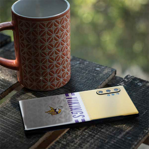 NFL Minnesota Vikings White Striped Galaxy Note 10 Plus Skin