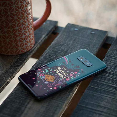 Disney Encanto Mirabel Family Magic Galaxy S10e Skin
