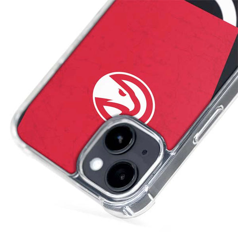 NBA Atlanta Hawks Distressed iPhone 15 Plus MagSafe Case