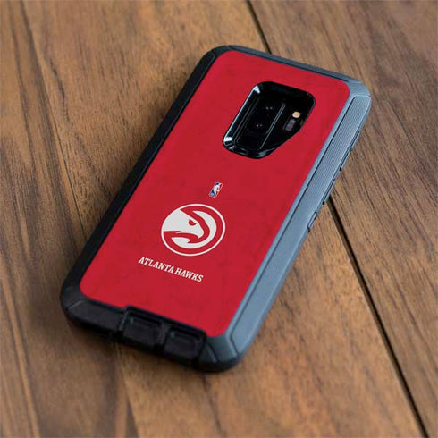 NBA Atlanta Hawks Distressed Otterbox Defender Galaxy Skin