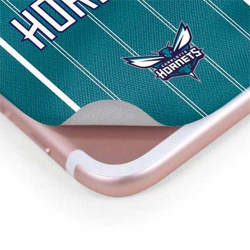 NBA Charlotte Hornets Jersey iPhone 7 Skin