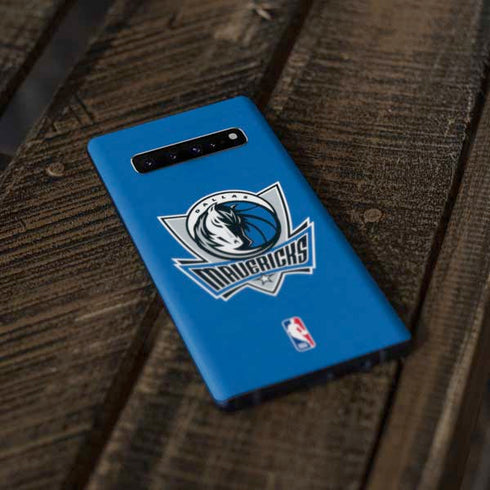 NBA Dallas Mavericks Distressed Galaxy S10 Skin