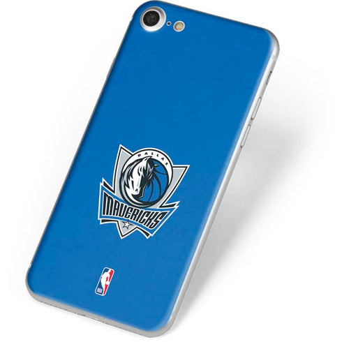 NBA Dallas Mavericks Distressed iPhone 7 Skin