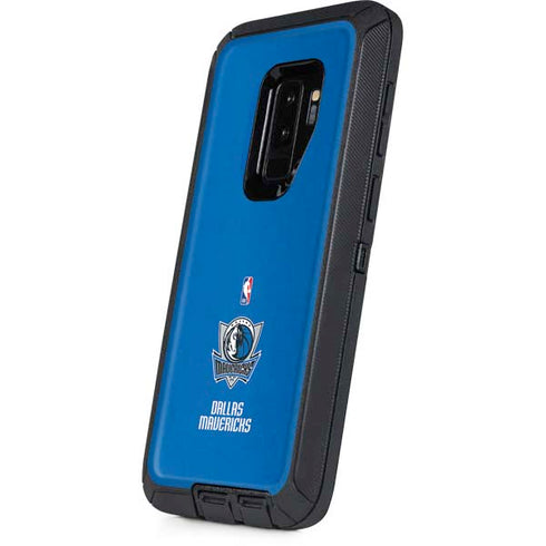 NBA Dallas Mavericks Distressed Otterbox Defender Galaxy Skin