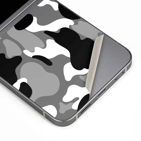 Neutral Street Camo Galaxy Z Flip6 Skin