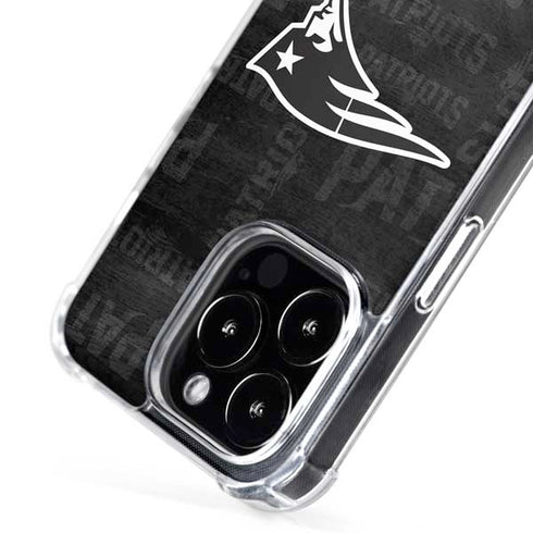 NFL New England Patriots Black & White iPhone 16 Pro MagSafe Case