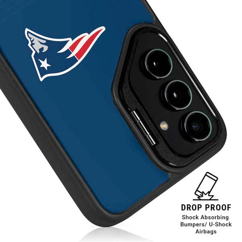 NFL New England Patriots Breakaway Galaxy S25 Plus Kickstand Case