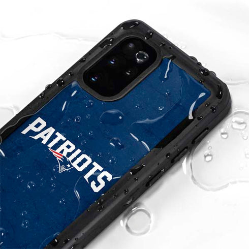 NFL New England Patriots Distressed Galaxy S20 Plus Waterproof Case